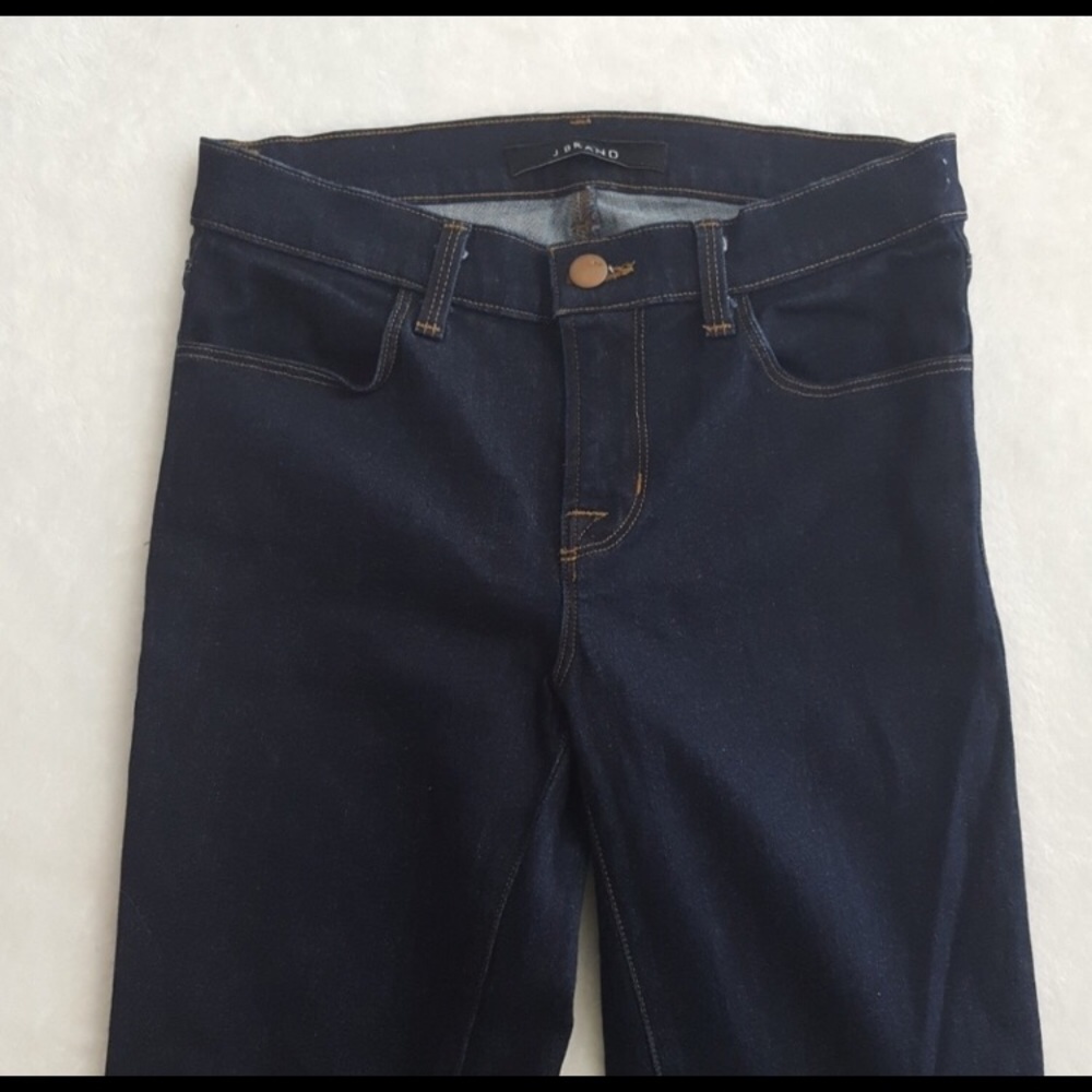 J Brand 99 new slim fit jean size 26